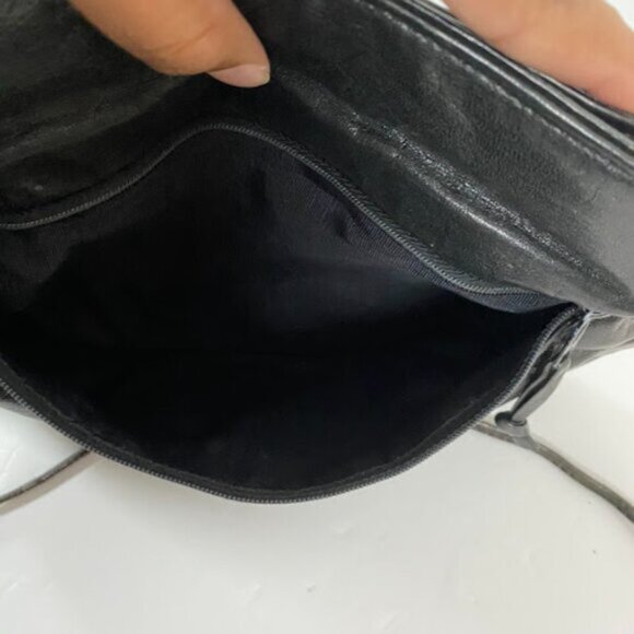 Minimalist Women's Black Genuine Leather Crossbody Bag Small - Picture 8 of 8